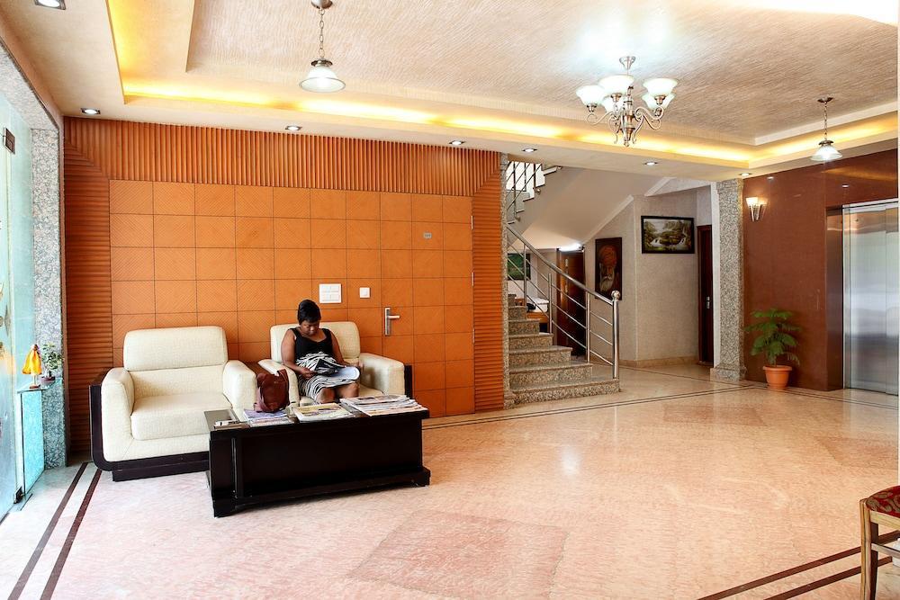 Indira International Inn Nowe Delhi Zewnętrze zdjęcie