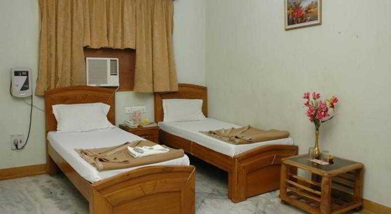 Indira International Inn Nowe Delhi Zewnętrze zdjęcie