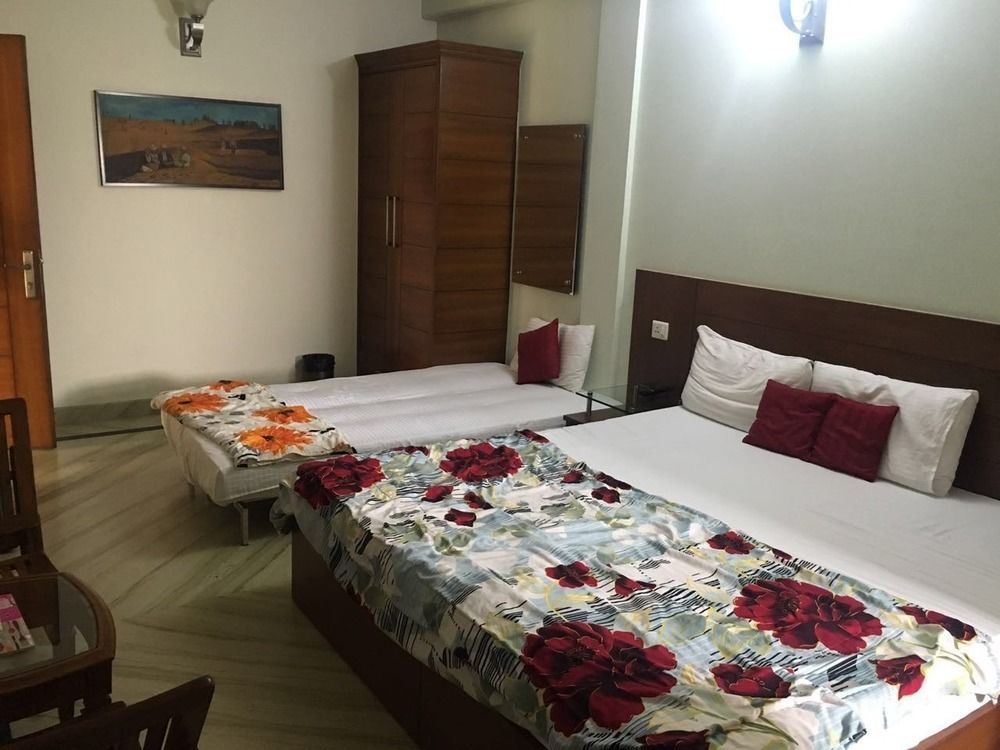 Indira International Inn Nowe Delhi Zewnętrze zdjęcie
